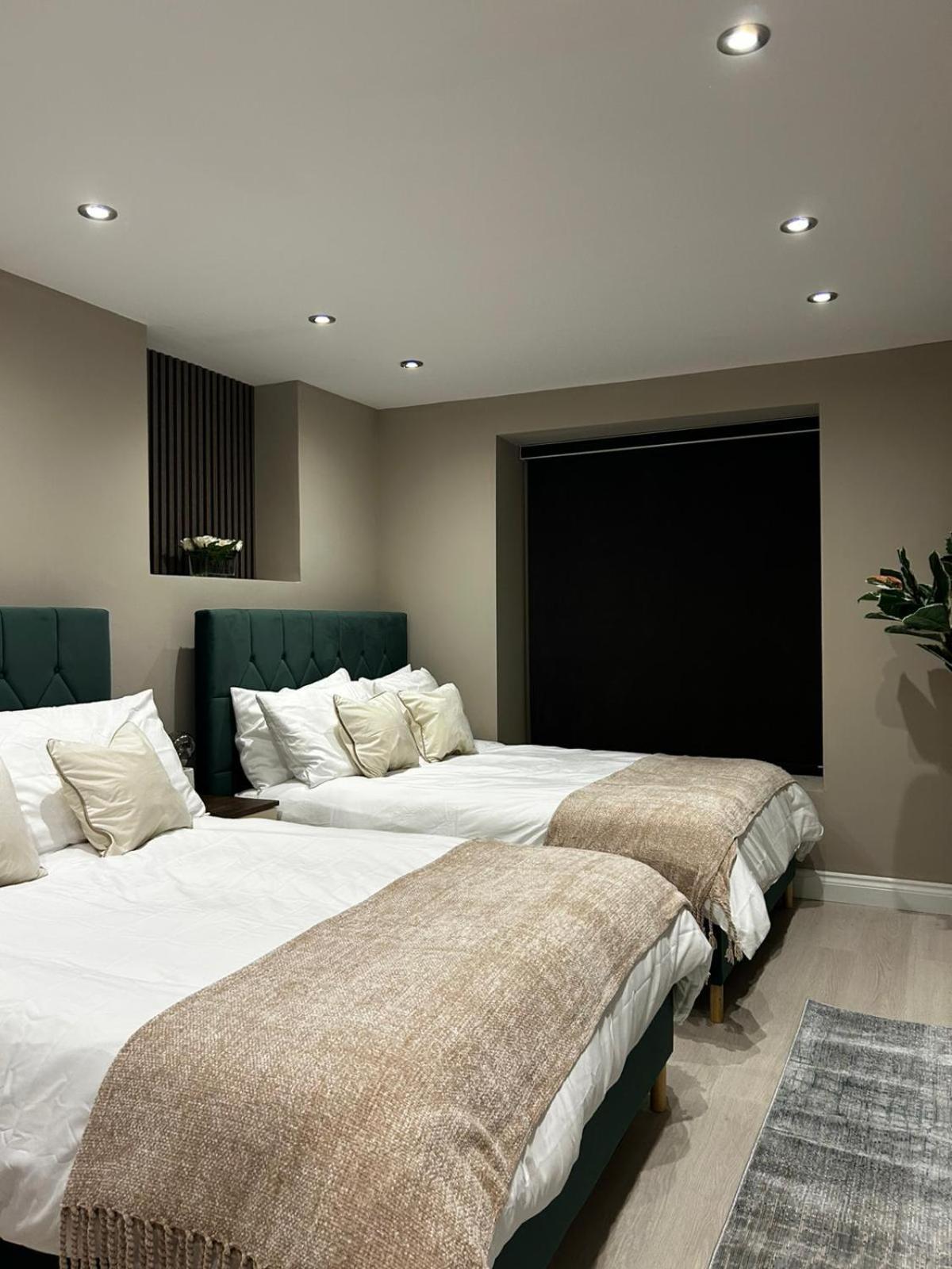 Spacious Four Bedroom Four Bathroom Flat In West Kensington Appartamento *