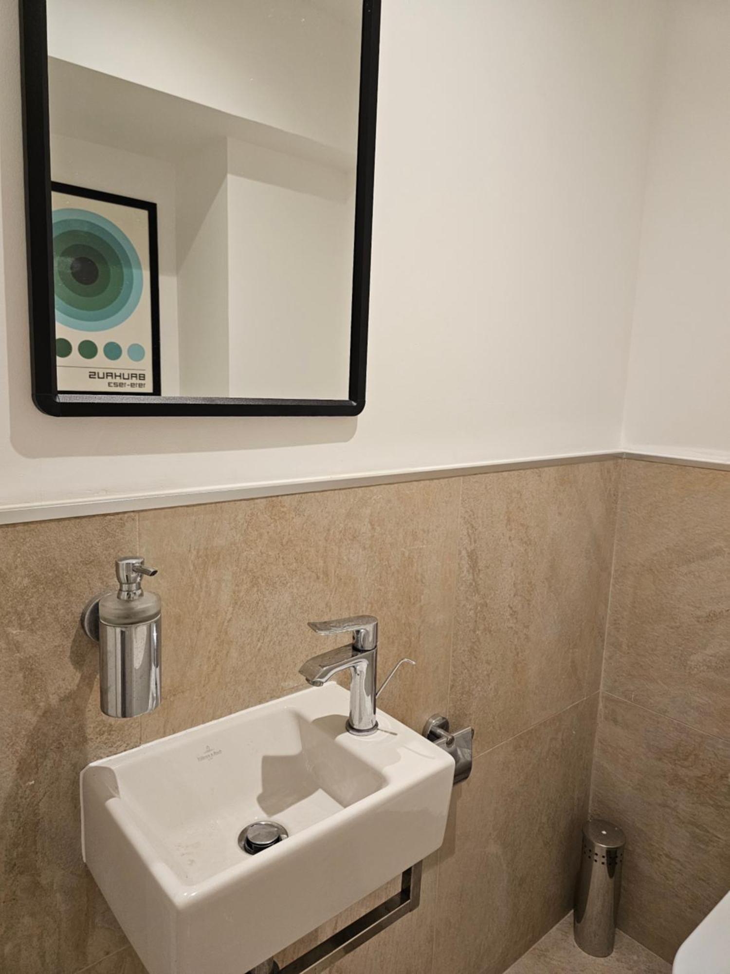 Spacious Four Bedroom Four Bathroom Flat In West Kensington Appartamento